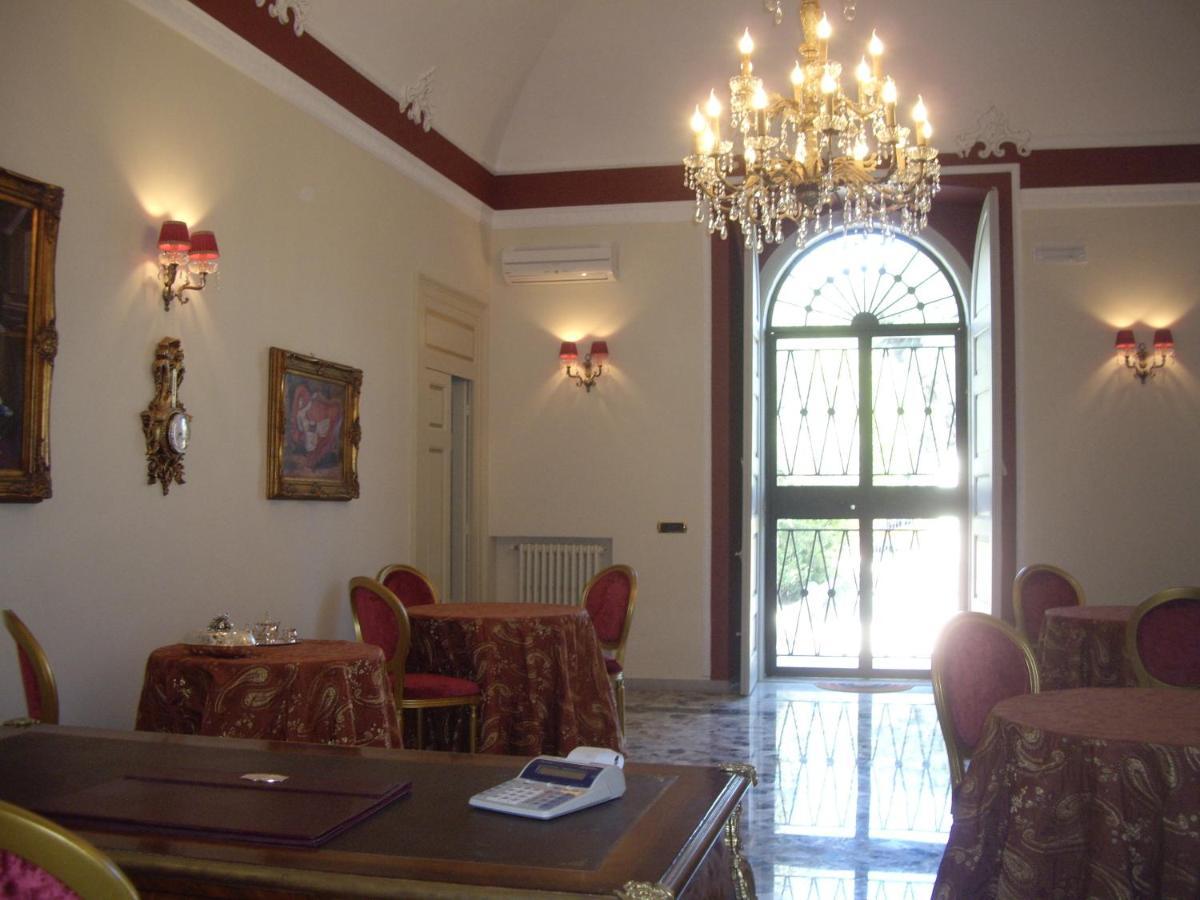 Executive L'Orangerie Bb Otel Bari Dış mekan fotoğraf